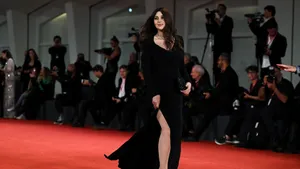 Elegant Black Dress Red Carpet Event4 K Wallpaper