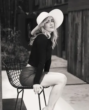 Elegant Blackand White Portrait Melissa Roxburgh Wallpaper