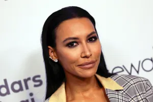 Elegant Celebrity Portraitat Event Wallpaper