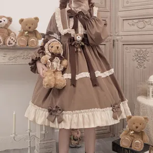 Elegant Gothic Lolita Is A Unique And Fashionable Example Of Lolita Style. Wallpaper