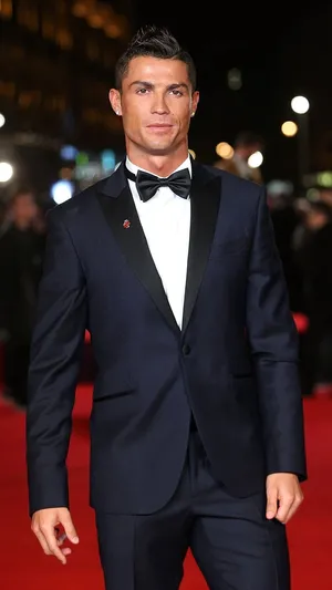 Elegant Manin Black Suiton Red Carpet Wallpaper