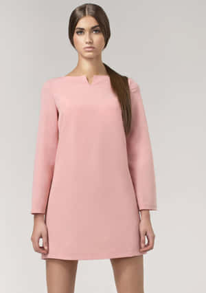 Elegant Pink Fashion Aesthetic Wallpaper