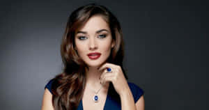 Elegant Portrait Amy Jackson Wallpaper