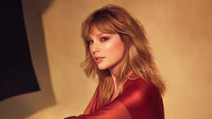 Elegant Portrait Taylor Swift Wallpaper