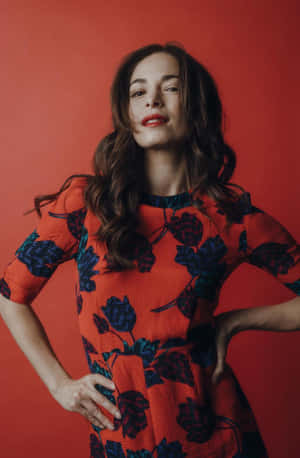 Elegant Red Backdrop Portrait Wallpaper