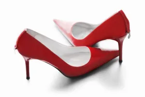 Elegant Red High Heels Wallpaper