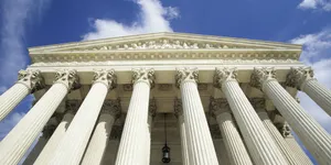 Elegant Supreme Court Building With Corinthian Columns Wallpaper