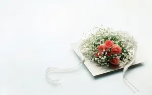 Elegant Wedding Flower Arrangement Wallpaper