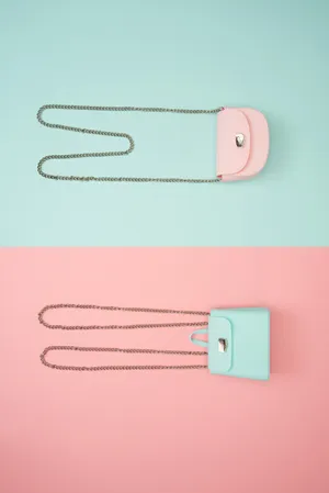 Elegant Woman With A Pink Hat Wallpaper