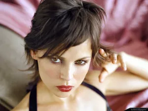 Elena Anaya's Stunning Pose In A Photoshoot Wallpaper