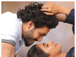 Eligible Bachelor And Bachelorette Wallpaper