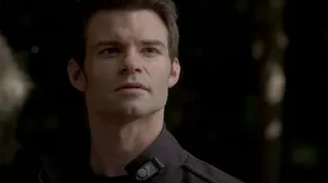 Elijah Mikaelson The Vampire Diaries Wallpaper