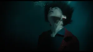 Elisa And The Amphibian Man In The Shape Of Water Wallpaper