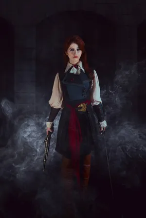 Élise De La Serre In A Stunning Pose Wallpaper