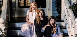 Eliza Scanlen - Rising Star In Hollywood Wallpaper