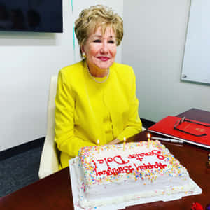 Elizabeth Dole With Birthday Cake Wallpaper