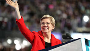 Elizabeth Warren Waving At The Democratic National Convention Wallpaper