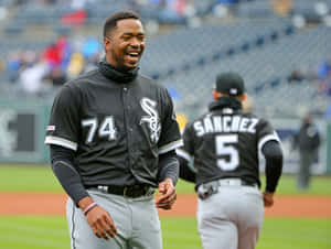 Eloy Jimenez Laughingon Field Wallpaper