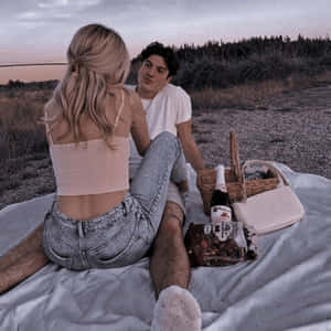 Embrace Of A Loving Couple Wallpaper