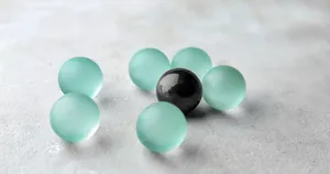 Embrace The Beauty Of Nature In This 4k Wallpaper Wallpaper