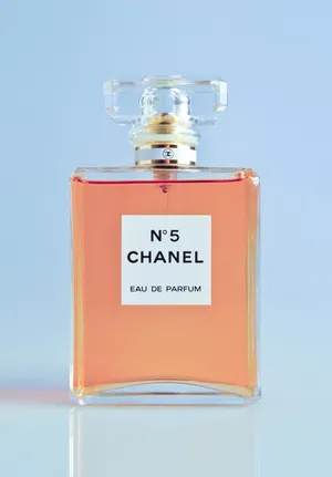 Embracing Spring With A Scent Of Fresh Blooms Wallpaper