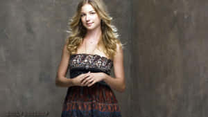 Emily Vancamp Elegant Portrait Wallpaper