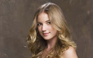 Emily Vancamp Portrait Photo Wallpaper