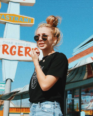 Emma Chamberlain Aesthetic Picture Wallpaper