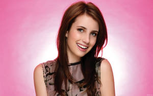 Emma Roberts Smiling Wallpaper