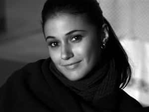 Emmanuelle Chriqui Stunning In A Photoshoot Wallpaper