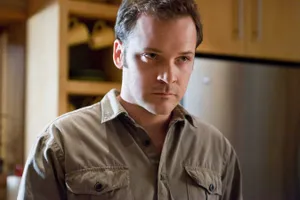 Emmy-nominated Actor Peter Sarsgaard Wallpaper