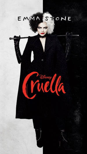 Empowered And Enigmatic - Emma Stone As Cruella Wallpaper