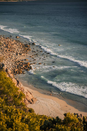 Empty Rocky Beach 4k Iphone 6 Plus Wallpaper