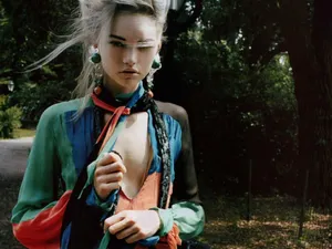 Enchanting Gemma Ward Poses Effortlessly During A Photoshoot Wallpaper