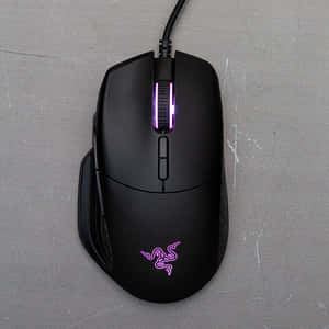 Enhance Your Gaming Experience With The Latest Gaming Accessories. Wallpaper