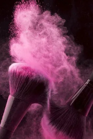 Enhance Your Natural Beauty With Cosmetic Products