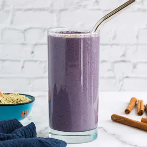 Enjoy A Refreshing Blueberry Smoothie Wallpaper