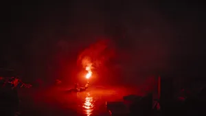 Enjoy Hollywood's Finest Wallpaper