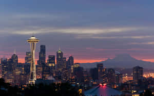 Enjoy Seattle's Bustling Downtown Skyline Wallpaper