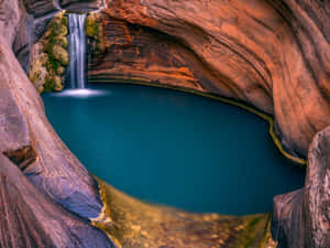 Enjoy Stunning Views Of Blue Mountains National Park! Wallpaper