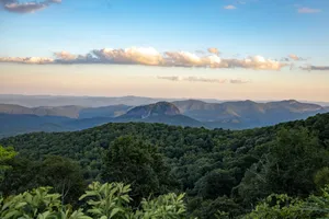 Enjoy The Beauty Of The Blue Ridge Mountains Wallpaper