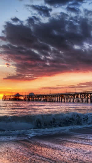 Enjoy The Sunny Beaches Of California With Your Iphone Wallpaper