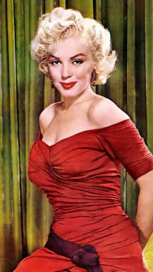 Enjoy The Superstar Style With The Marilyn Monroe Iphone Wallpaper