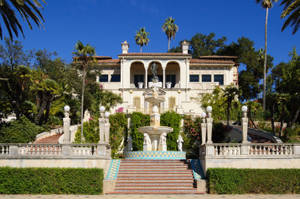 Entrance To The Hearst Castle Wallpaper