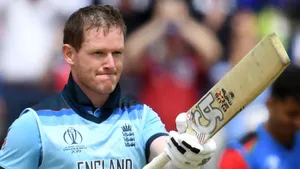 Eoin Morgan Point Forward Wallpaper