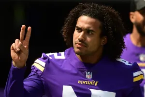 Eric Kendricks Wallpaper