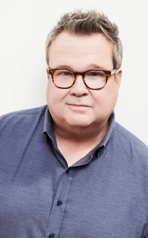 Eric Stonestreet 928 X 1494 Wallpaper