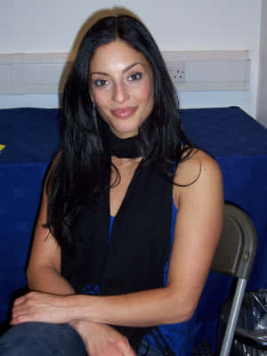 Erica Cerra Black Top Smiling Wallpaper