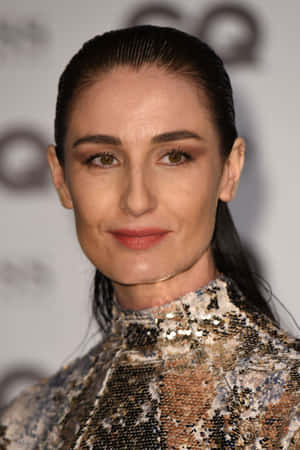 Erin O'connor At An Evening Gala Event Wallpaper