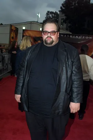 Ethan Suplee 1152 X 1728 Wallpaper